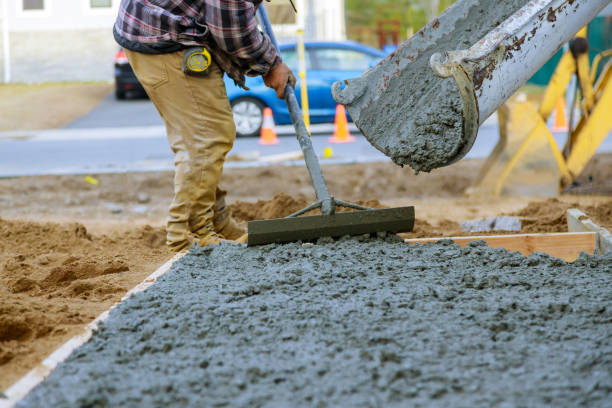 Best Concrete Pool Decks in Bellview, FL